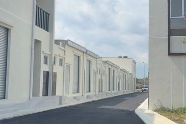 Pusat Komersial Bidara Ria