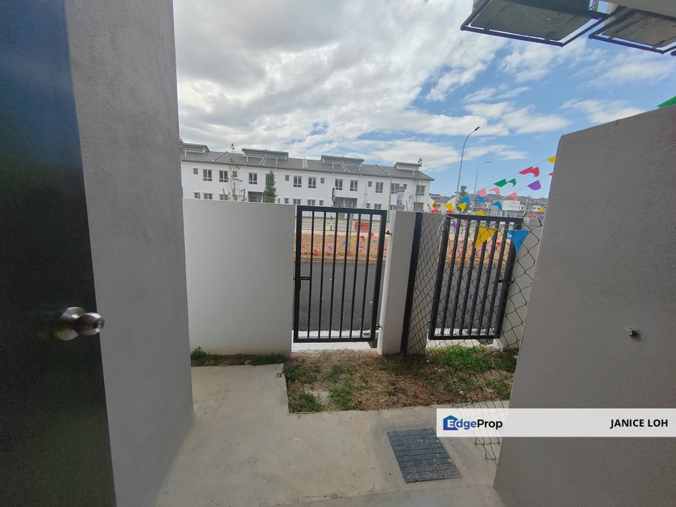 IRINGAN BAYU Brand new 2 Storey link home , Negeri Sembilan, Seremban