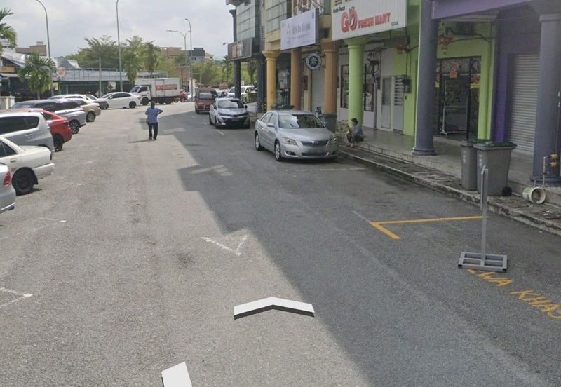 Pusat Komersial Lobak