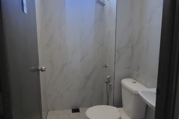 SENAWANG RUMAH SEMI D setingkat Baru siap