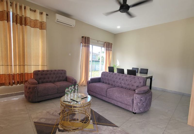 SENAWANG RUMAH SEMI D setingkat Baru siap