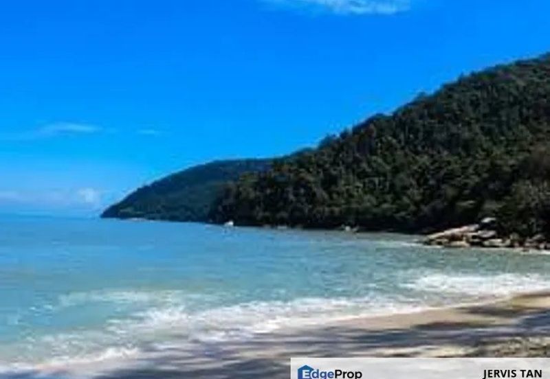 Persiaran Tanjung Bunga 3, Beverly Hills