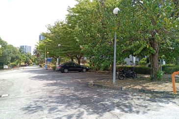 Petaling Jaya Multi-Storey Building For Rent - Central Training Academy