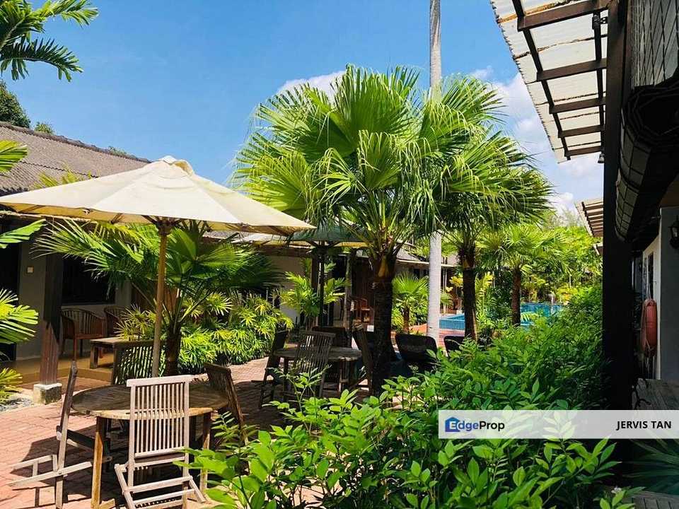 Teluk Batik,Lumut Hotel For Sale, Perak, Lumut