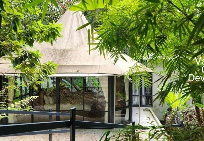 Persiaran Tanjung Bunga 3, Beverly Hills