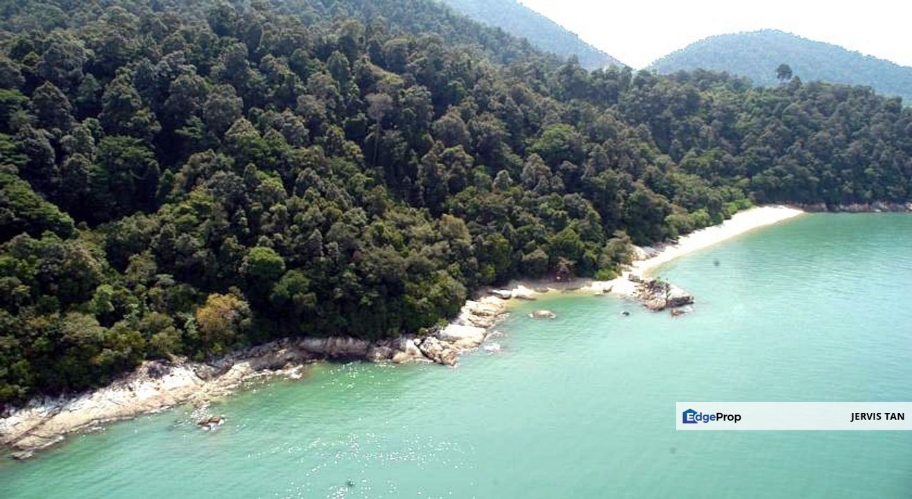 Teluk Batik,Lumut Commercial Land For Sale - Hill Resort/Retirement Village Development, Perak, Lumut