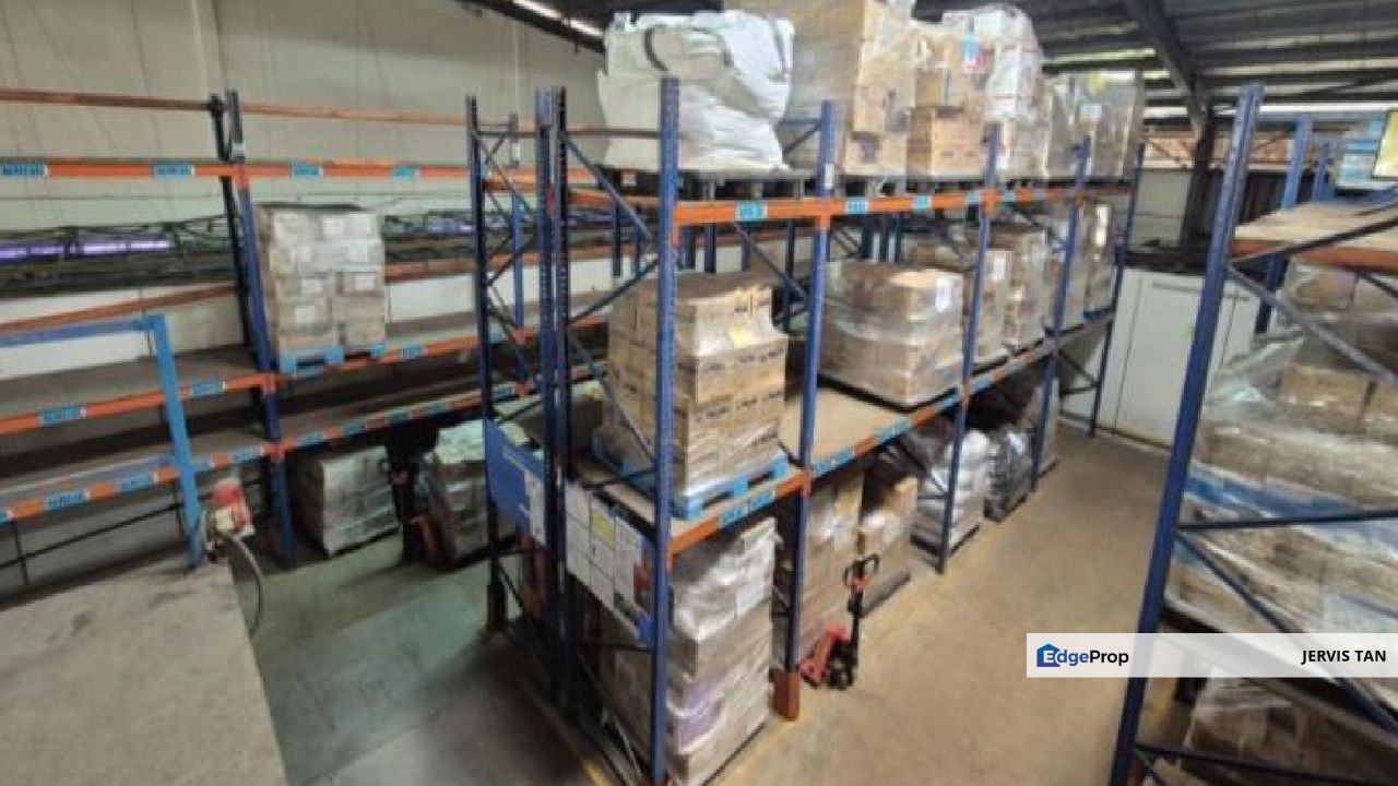 Meru Warehouse - Packing Room & WIP Area For Rent, Selangor, Klang
