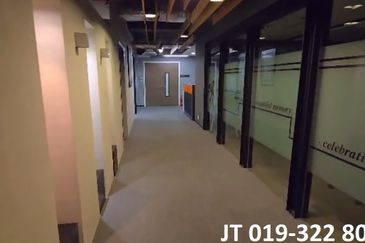 PJ Office 6,726sf For Rent