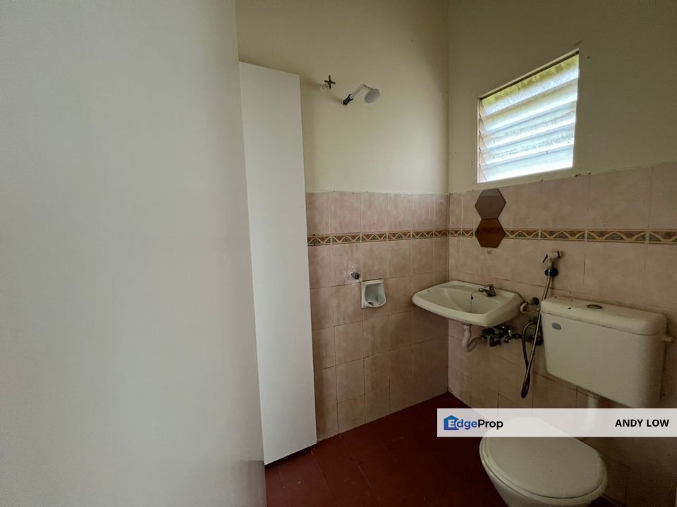 Pacious Corner Home with Bonus Land Must View!, Selangor, Cheras