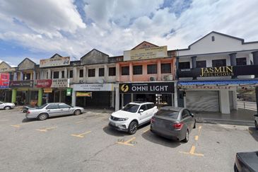 2-Storey Shoplot @ Taman Jasmin, Kajang For Sale