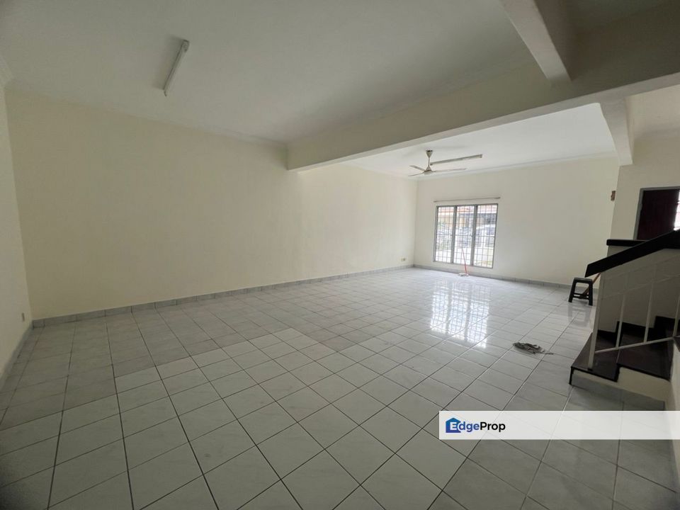 Well-Kept 2-Storey House for Sale – Taman Mutiara Subang, Selangor, Subang