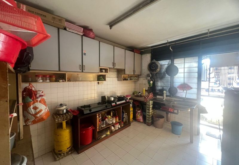 Flat PKNS, Seksyen 24