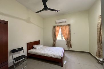 Taman Tai onn, Jalan gombak, chong hwa single storey bungalow house for sale