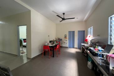 Taman Tai onn, Jalan gombak, chong hwa single storey bungalow house for sale