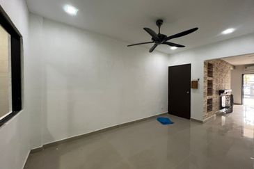 Jalan SP 4 @ Bandar Saujana Putra