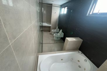 Taman Duta, Bukit Tunku (Kenny Hills) 5 Storey Bungalow with lift 