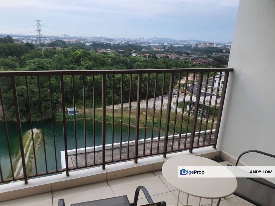 Putra Residence near LRT station middle floor for sale, Selangor, Putra Heights