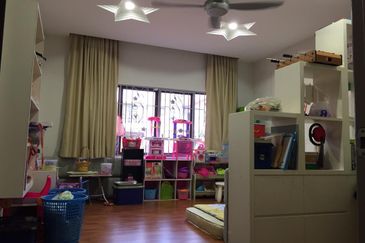 Sunway Spk , Freehold , Renovated , Well Kept