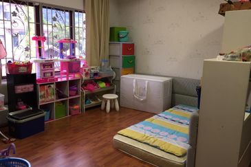 Sunway Spk , Freehold , Renovated , Well Kept