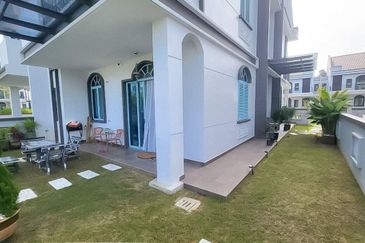 Peranakan Straits, Setia Eco Templer