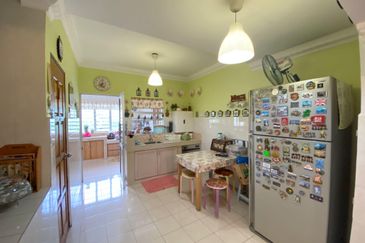 Bandar Menjalara (Desa Seri Mahkota)