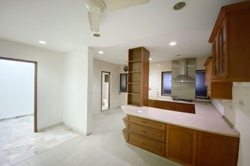 Bandar Menjalara (Desa Seri Mahkota)