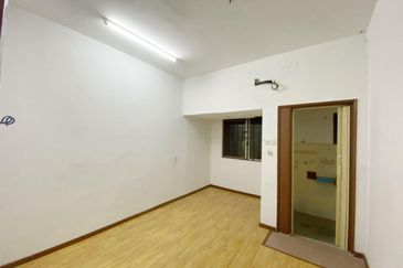 Bandar Menjalara (Desa Seri Mahkota)