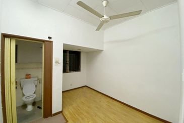 Bandar Menjalara (Desa Seri Mahkota)