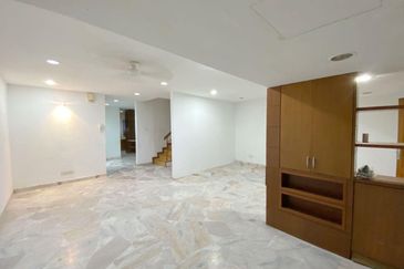 Bandar Menjalara (Desa Seri Mahkota)