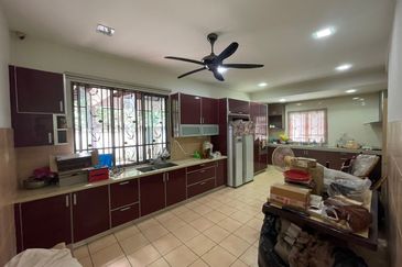 Limited 2.5 Sty Corner Unit Sunway Spk Damansara