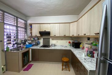 Bandar Menjalara (Desa Seri Mahkota)