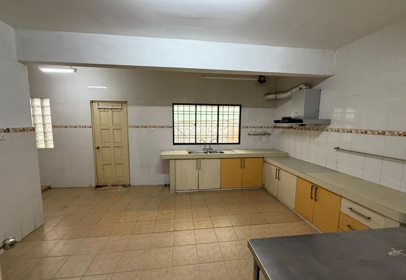 Taman Sinar Suria , Freehold , Gated & Guarded 