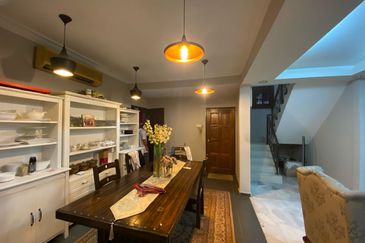 Bandar Menjalara (Desa Seri Mahkota)