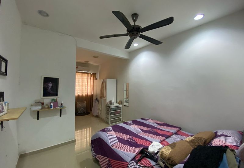 Bandar Menjalara (Desa Seri Mahkota)