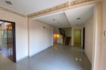 Laman Rimbunan , Limited Corner Unit For Sell 