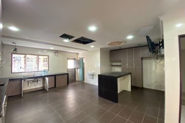 Laman Rimbunan , Limited Corner Unit For Sell 