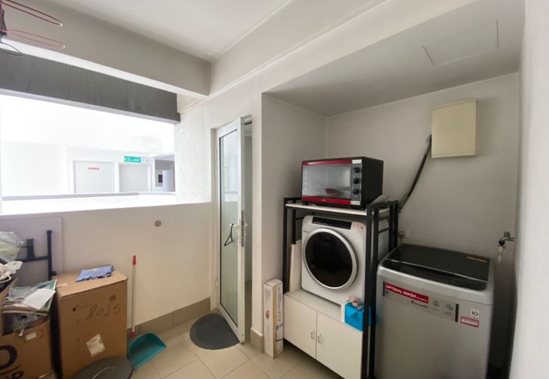 Royalle Condominium @ North Kiara