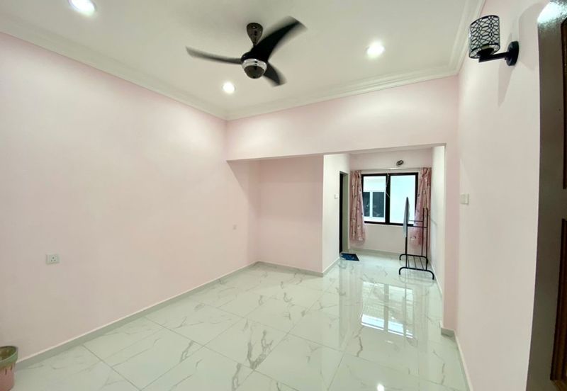 Bandar Menjalara (Desa Seri Mahkota)