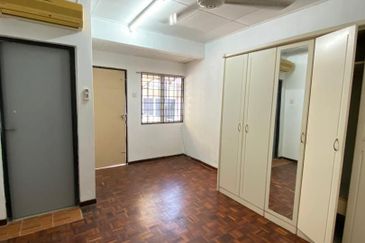 Bandar Menjalara (Desa Seri Mahkota)