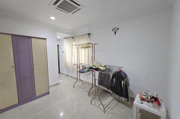 Bandar Menjalara (Desa Seri Mahkota)