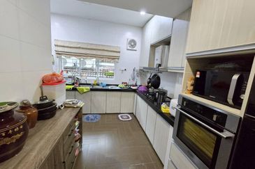 Bandar Menjalara (Desa Seri Mahkota)