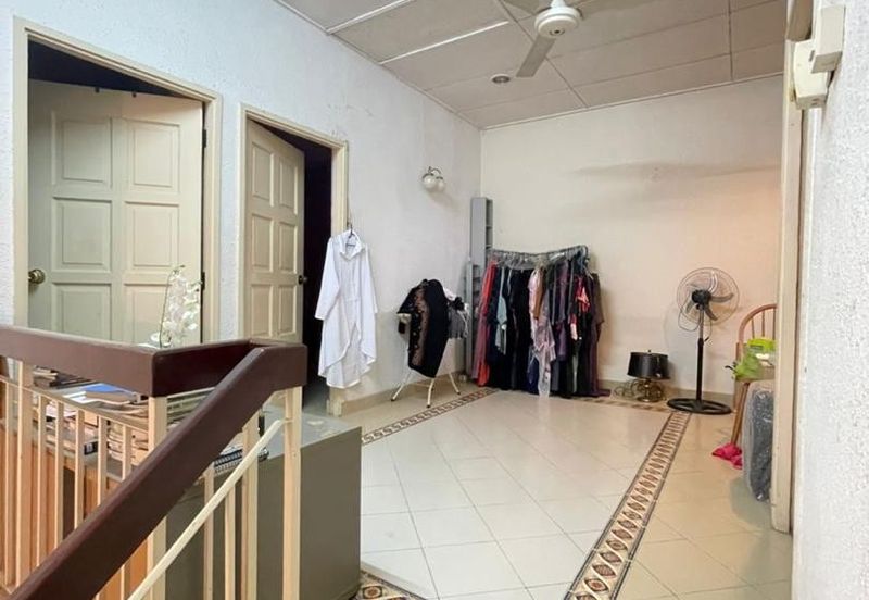 Bandar Menjalara (Desa Seri Mahkota)