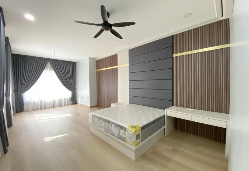 Bandar Menjalara (Desa Seri Mahkota)