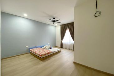 Bandar Menjalara (Desa Seri Mahkota)