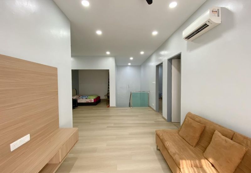 Bandar Menjalara (Desa Seri Mahkota)