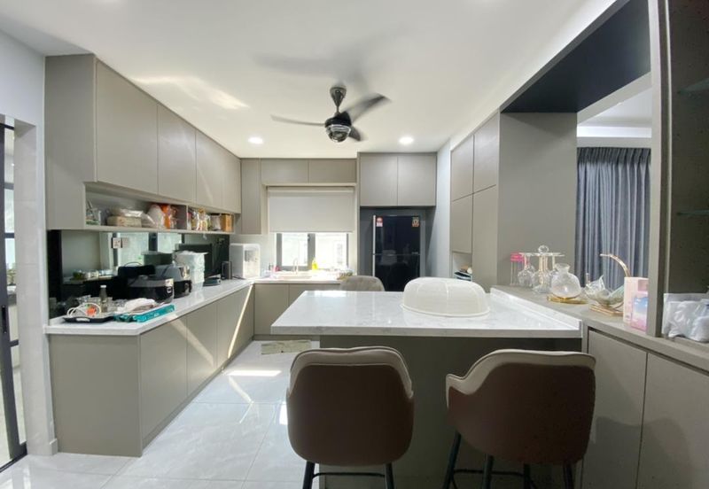 Bandar Menjalara (Desa Seri Mahkota)