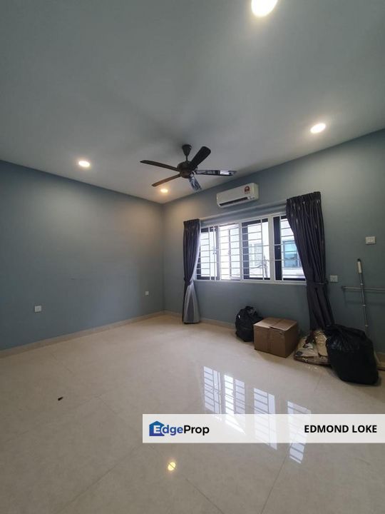 Kepong Baru , Freehold , Corner Unit , Kuala Lumpur, Kepong