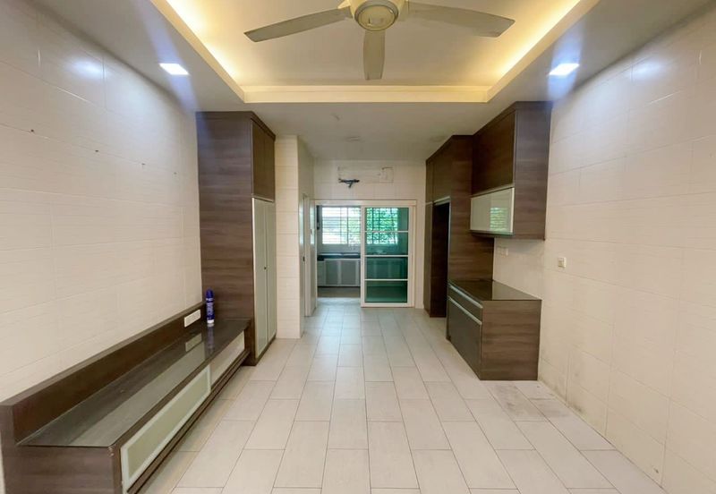 Bandar Menjalara (Desa Seri Mahkota)