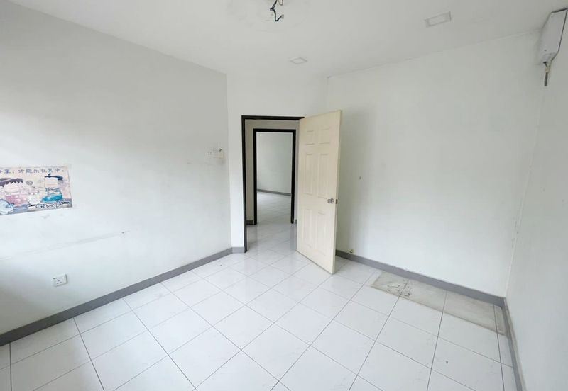 Bandar Menjalara (Desa Seri Mahkota)