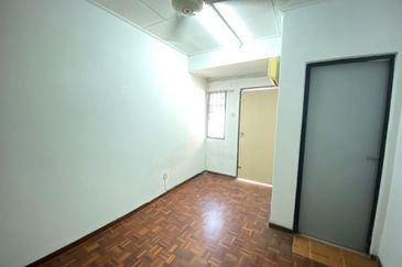 Bandar Menjalara (Desa Seri Mahkota)